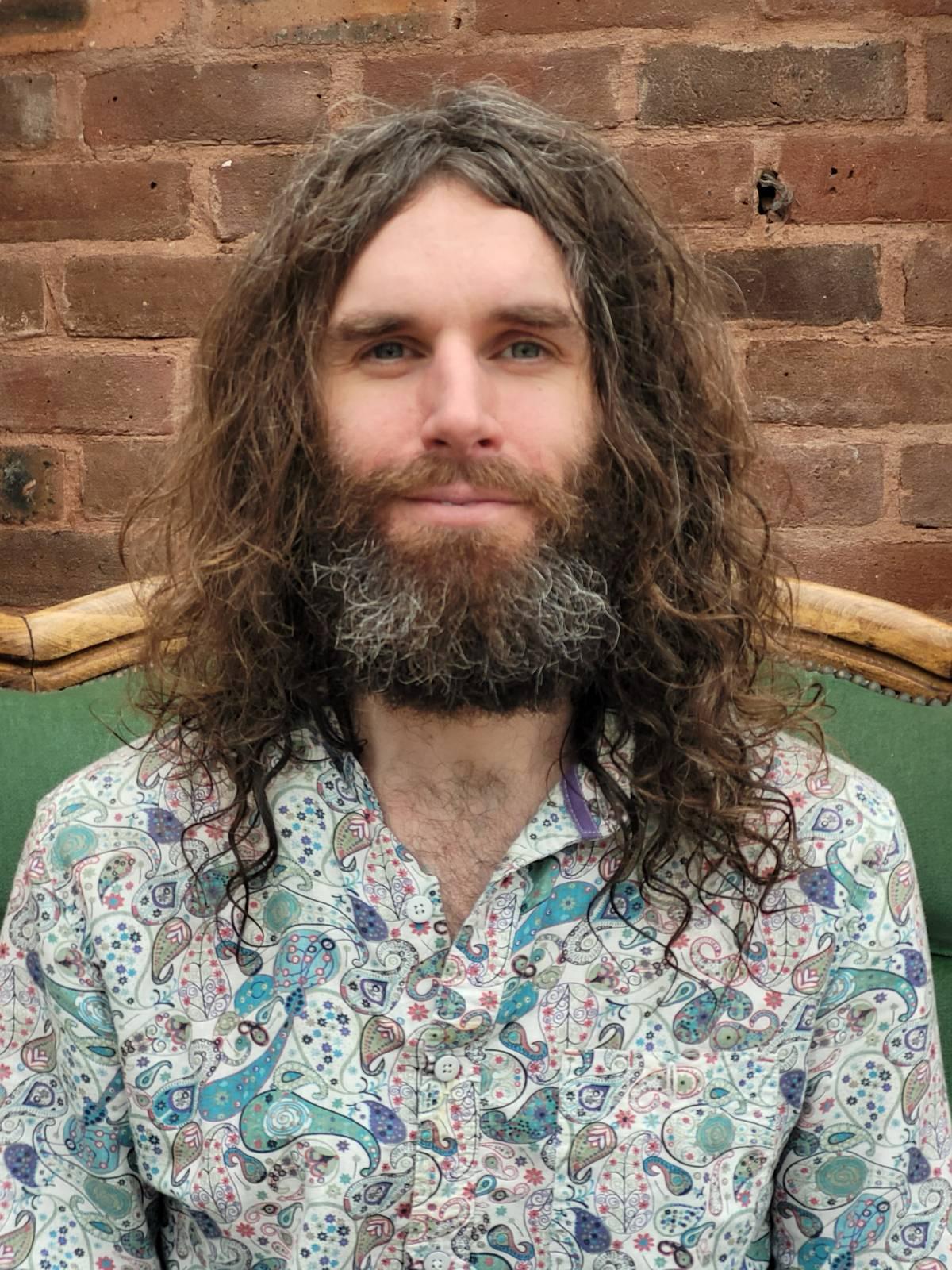 Richard — Facilitator & Creative Space Holder